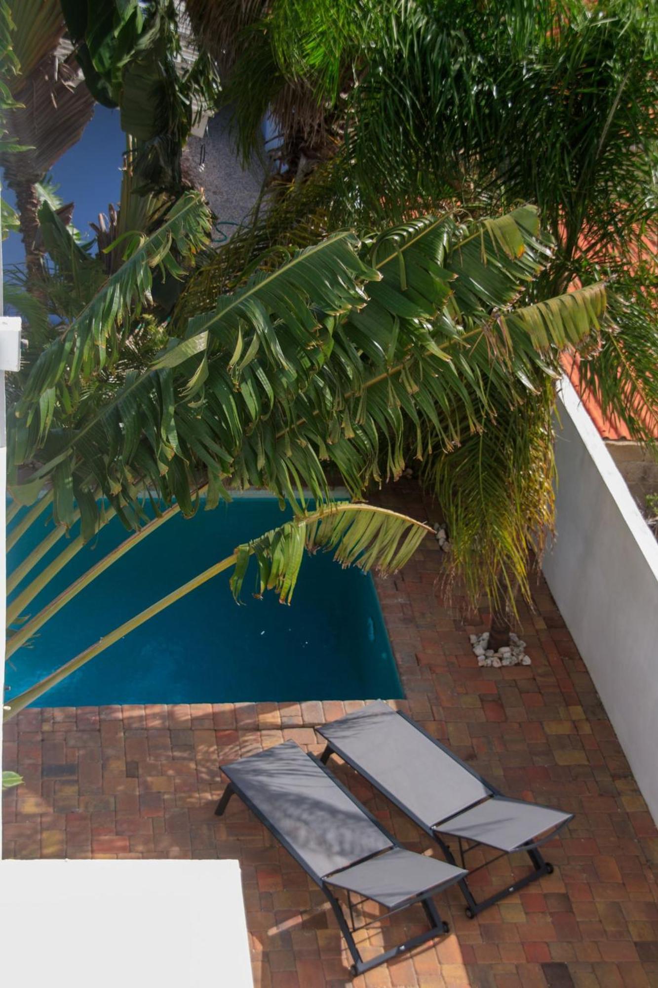 Major. Suites Curacao Willemstad Exterior photo